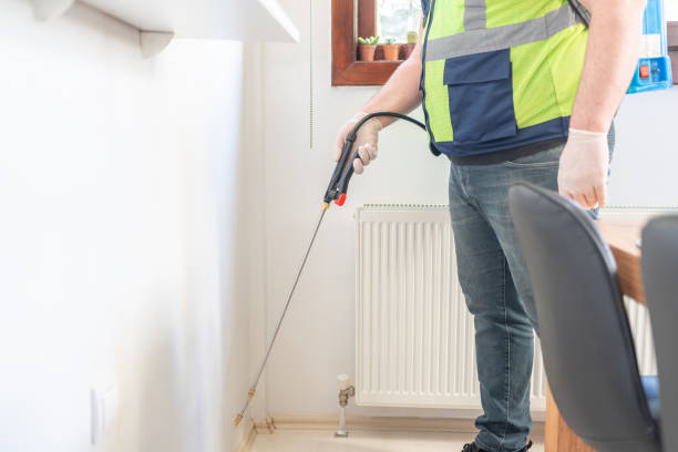 Best Best Pest Control Companies  in Desert Edge, CA